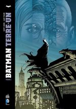 couverture, jaquette Batman - Terre un TPB hardcover (cartonnée) 2