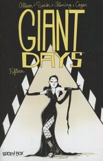 Giant Days 15
