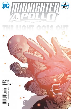 Midnighter and Apollo 2 - The Light Goes Out