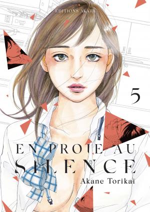 couverture, jaquette En proie au silence 5  (akata) Manga