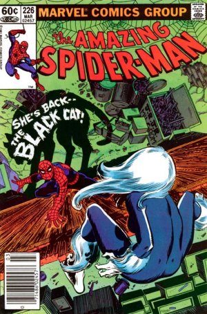 couverture, jaquette The Amazing Spider-Man 226  - But The Cat Came Back...Issues V1 (1963 - 1998) (Marvel) Comics